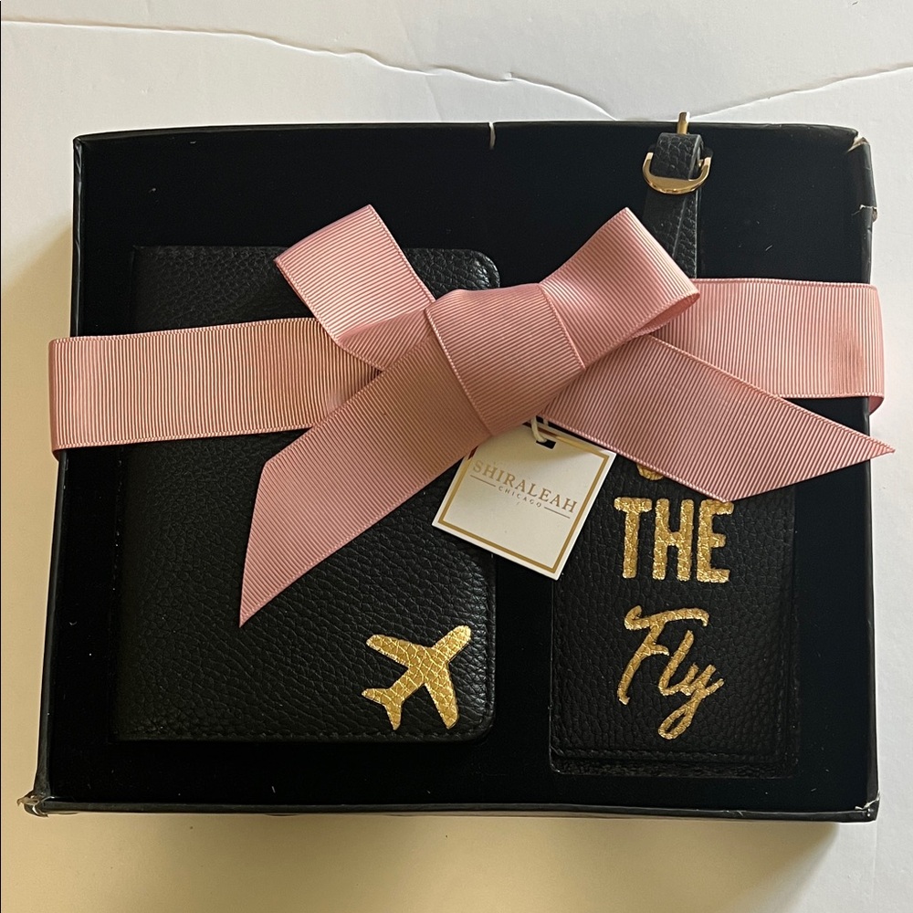 Shiraleah Passport Holder and Luggage Tag New in Box w/ Pink Bow